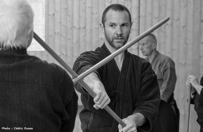 Thibi, professeur de iaïdo, jodo et kenjutsu